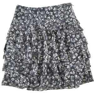 EUC Ann Taylor LOFT Petites Tiered Ruffle Skirt Gray Cream Floral Size 00P